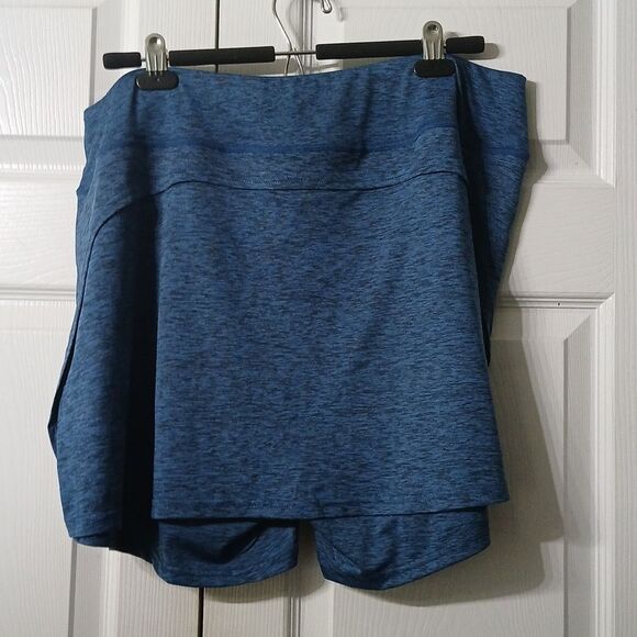 Realessentials  blue black skort workout comfy Sz 1X  NWOT - Picture 2 of 4